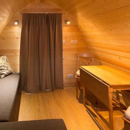 Lupin Glamping Pod Ξενοδοχείο Τσέλτενχαμ Εξωτερικό φωτογραφία