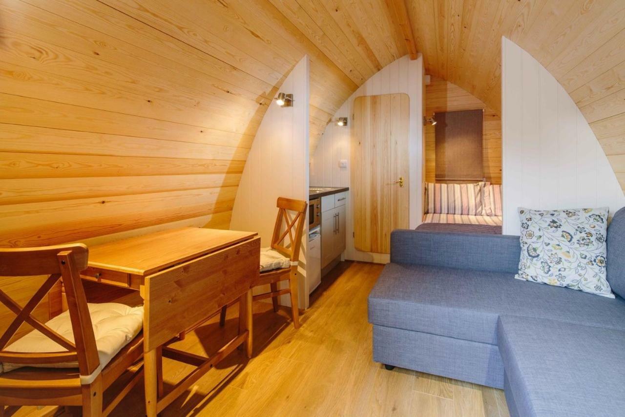 Lupin Glamping Pod Ξενοδοχείο Τσέλτενχαμ Εξωτερικό φωτογραφία